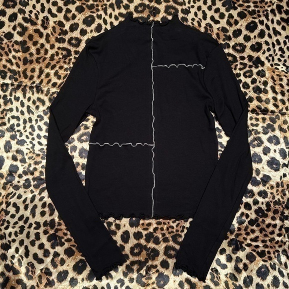 NWT H&M Kids Black with White Trim Turtleneck Long Sleeve